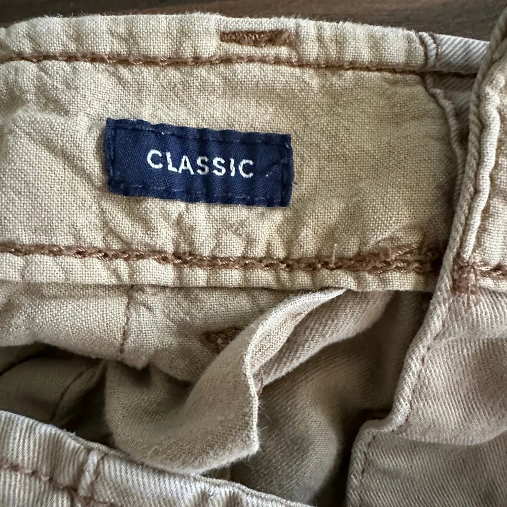 Men’s American Eagle Khaki Classic Flat Front Cotton Shorts Waist 31 Summer